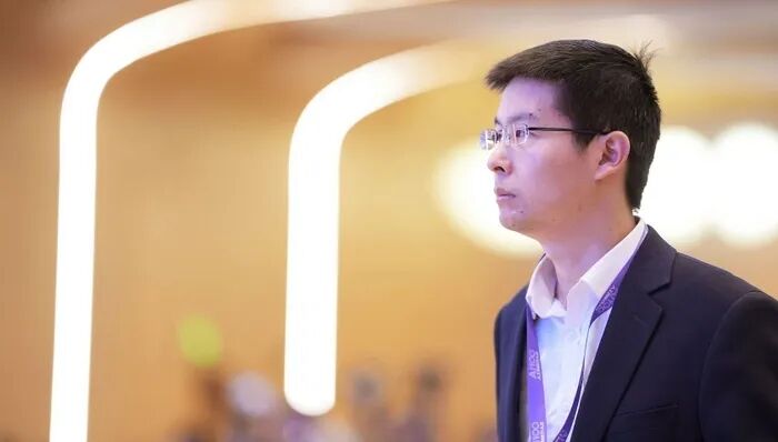 王兴兴在世界机器人大会演讲